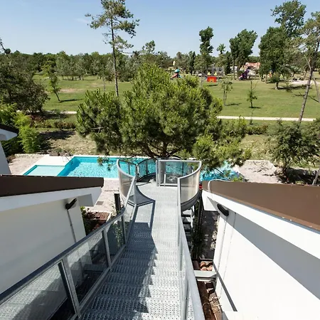 Liza 1 Villa
